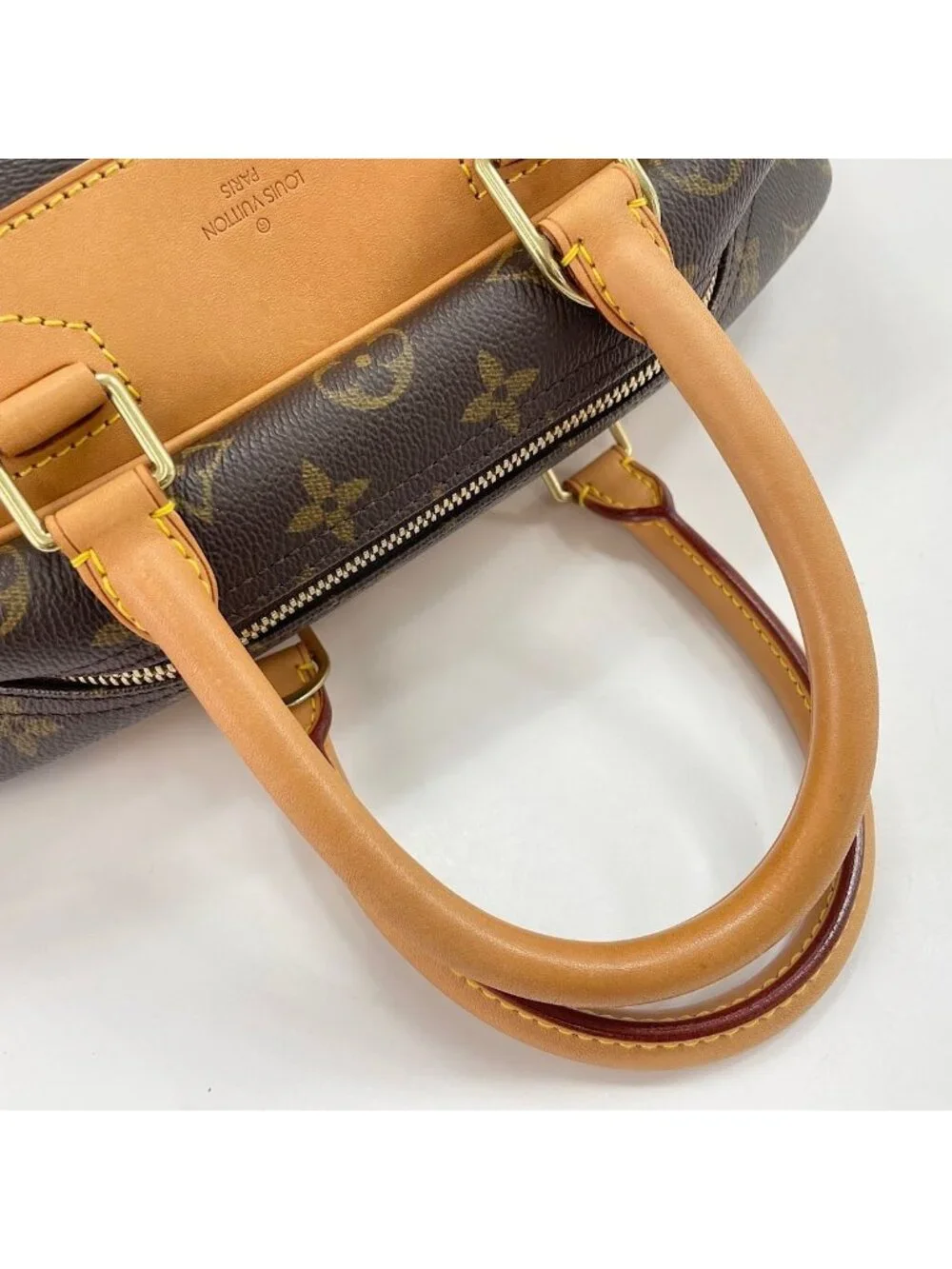 Louis Vuitton Handbag Deauville
